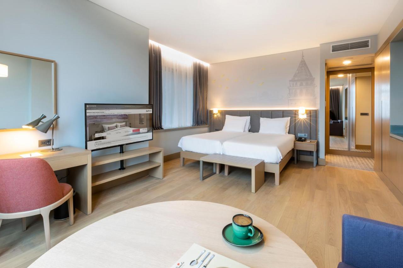 Radisson Hotel Istanbul Harbiye Esterno foto