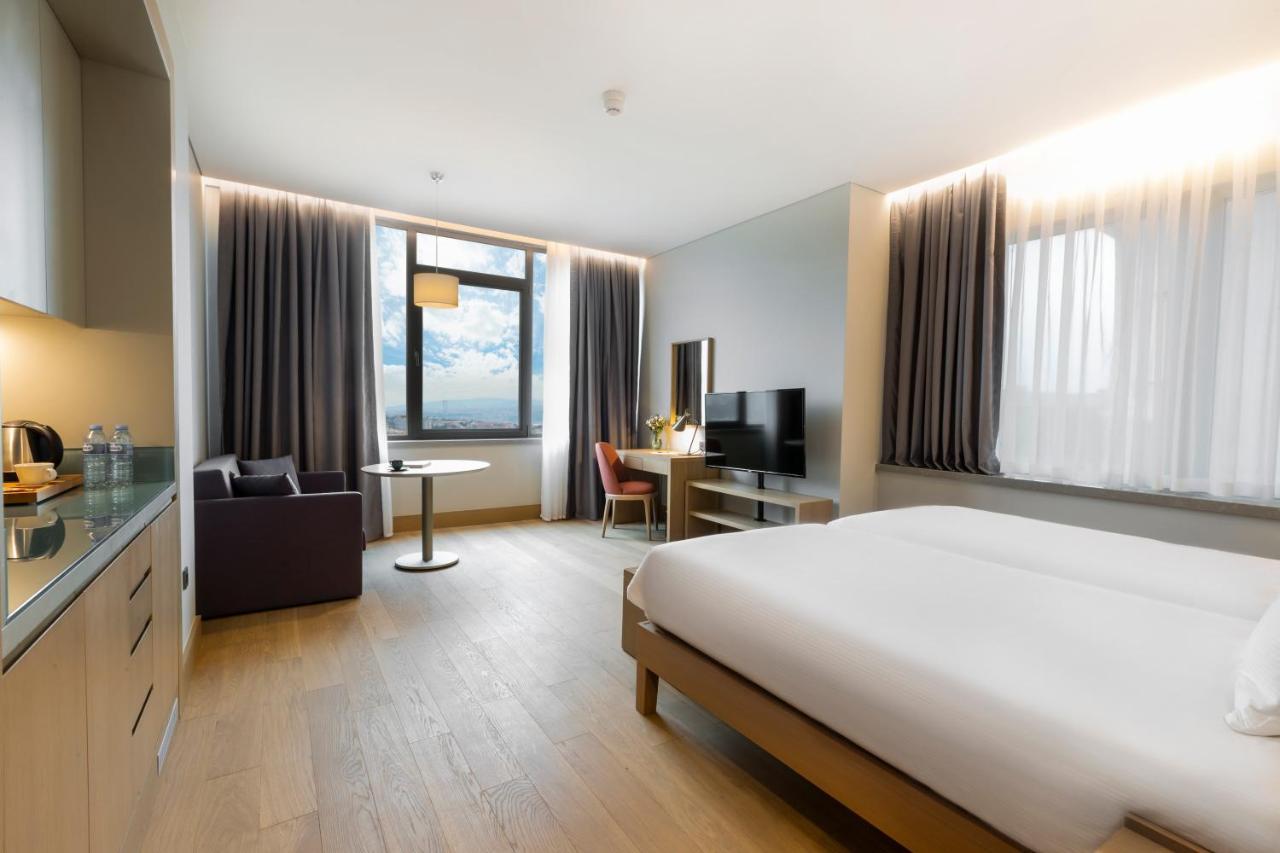 Radisson Hotel Istanbul Harbiye Esterno foto
